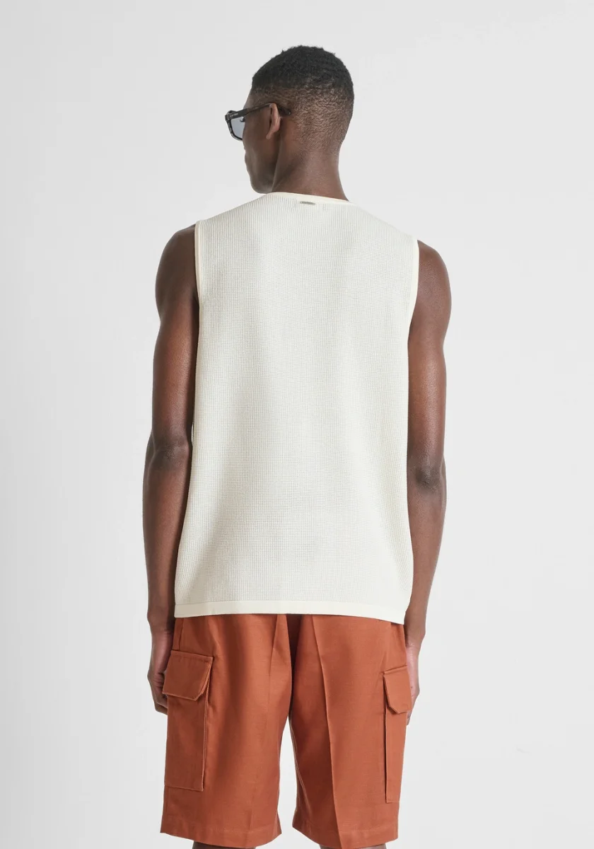CAMISOLA CAVA CRU EM MALHA TEXTURADA ANTONY MORATO - Image 4