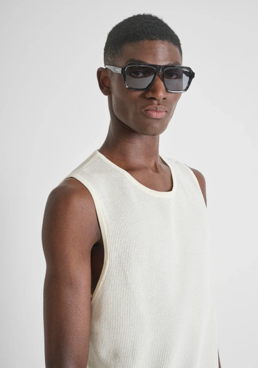 CAMISOLA CAVA CRU EM MALHA TEXTURADA ANTONY MORATO - Image 3