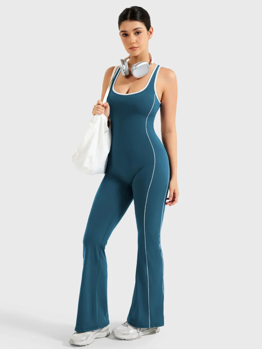 VÉNARA™ Contrast Flare Jumpsuit - Image 8
